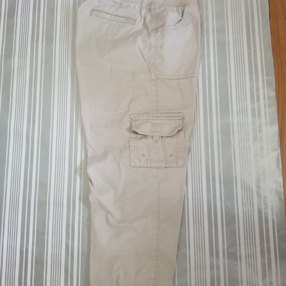 Lee Pants - LEE RELAXED FIT CAPRI